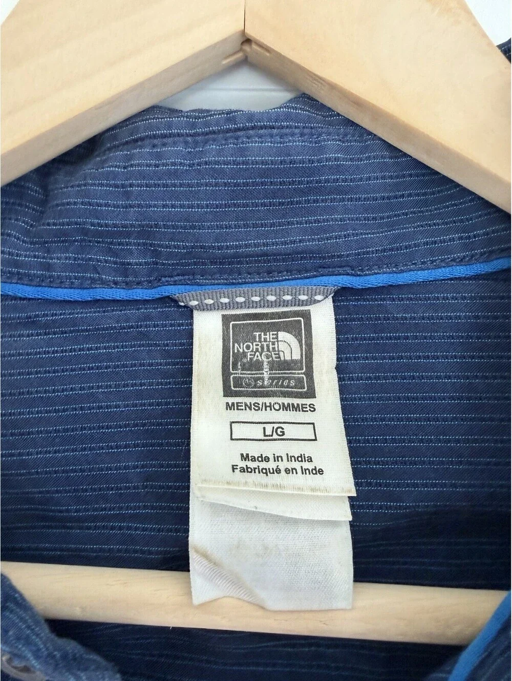 The North Face Men’s Navy Pinstripe Button-Up Shirt Size L Outdoorsy Utility
